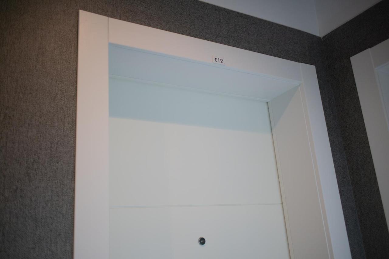 E-Twelve Apartment Napoli Dış mekan fotoğraf