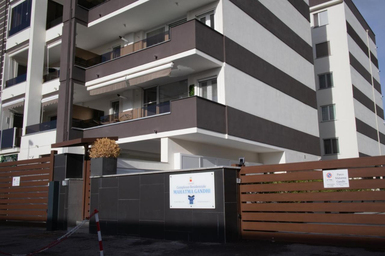 E-Twelve Apartment Napoli Dış mekan fotoğraf