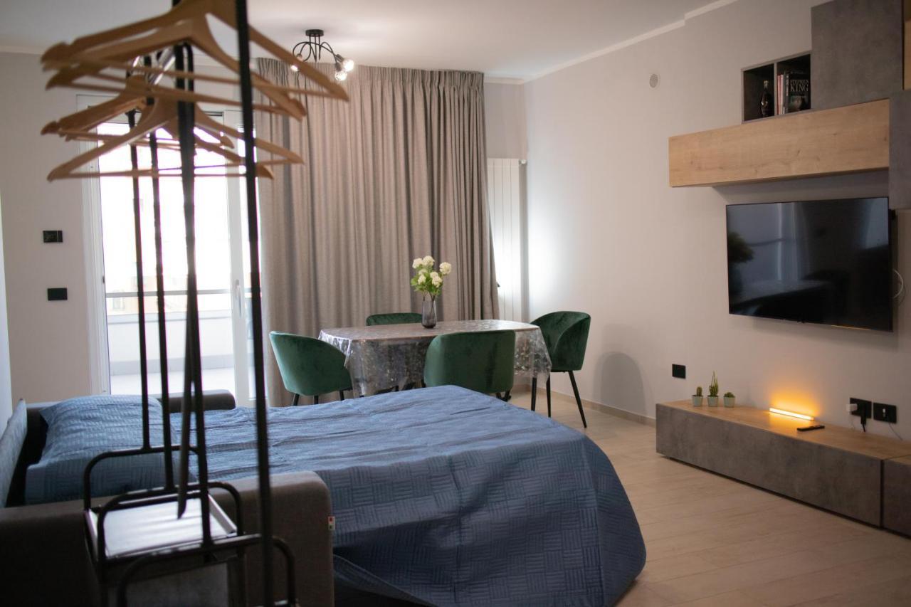 E-Twelve Apartment Napoli Dış mekan fotoğraf