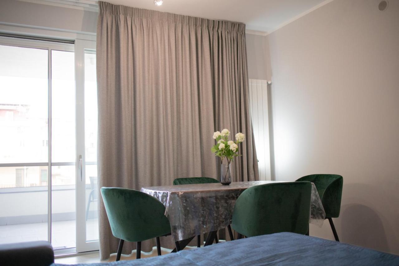 E-Twelve Apartment Napoli Dış mekan fotoğraf